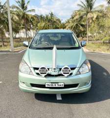 Toyota Innova 2.0 V