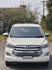Toyota Innova Crysta 2.4 V