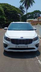 Kia Carnival Limousine