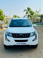 Mahindra XUV500 W8