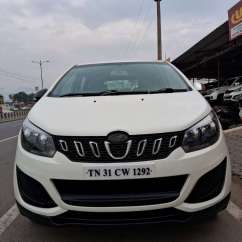 Mahindra Marazzo M2