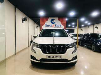 Mahindra XUV700 AX 7 Petrol AT Luxury Pack 7 STR