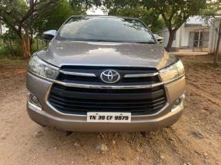Toyota Innova Crysta 2.4 GX 8 STR