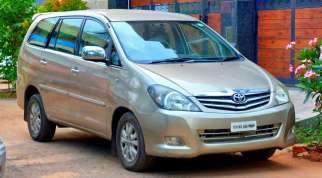 Toyota Innova 2.5 G