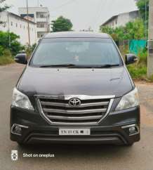 Toyota Innova 2.5 V