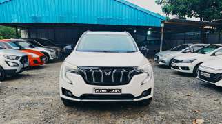 Mahindra XUV700 AX 5 Petrol MT 7 STR