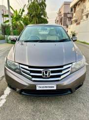 Honda City V MT Exclusive