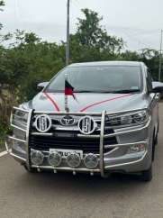 Toyota Innova Crysta 2.4 V