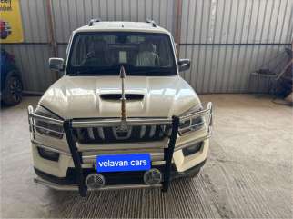 Mahindra Scorpio S10 4WD