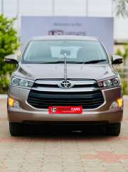 Toyota Innova Crysta 2.4 VX 7 STR