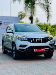 Mahindra Alturas G4 4*4 AT