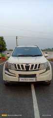 Mahindra XUV500 W8 Dual Tone