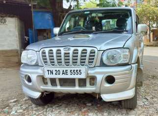 Mahindra Scorpio SLX 2.6 Turbo 8 STR