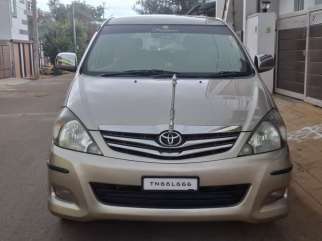 Toyota Innova 2.5 V