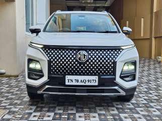 MG Hector Sharp Pro