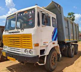 Ashok Leyland Dost RLS