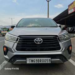 Toyota Innova Crysta 2.4 GX 7 STR