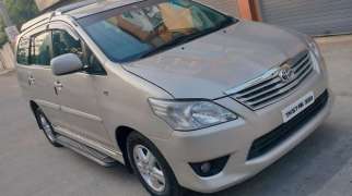 Toyota Innova GX