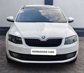 Skoda Octavia Elegance 1.8 TSI AT