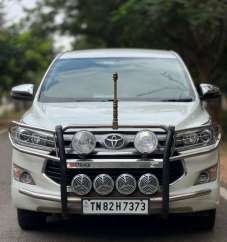 Toyota Innova Crysta 2.4z
