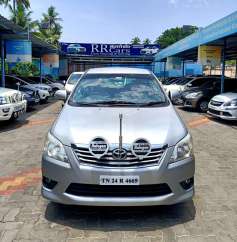 Toyota Innova 2.5 V 7 STR