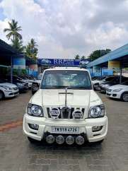 Mahindra Scorpio VLX SE