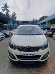 Mahindra Marazzo M6