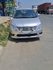 Toyota Innova 2.5 V 7 STR