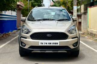 Ford Figo Titanium Blu