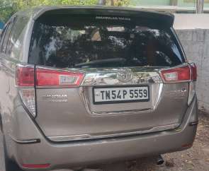 Toyota Innova Crysta 2.4 VX 7 STR