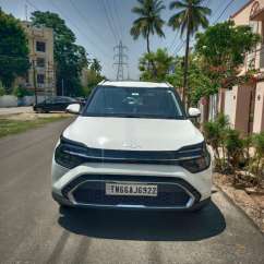 Kia carens others