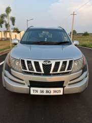 Mahindra XUV500 W8 Dual Tone
