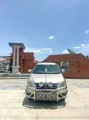 Toyota Innova 2.5 V 7 STR