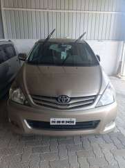 Toyota Innova 2.5 GX 7 STR BS IV