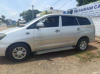 Toyota Innova 2.5 VX 7 STR BS III