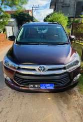 Toyota Innova Crysta 2.4 VX 7 STR