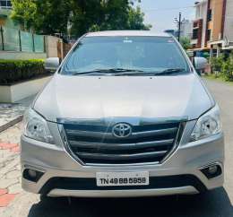 Toyota Innova 2.5 Z 7 STR