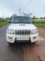 Mahindra Scorpio SLE