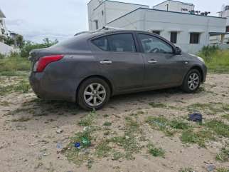 Nissan Sunny XV CVT