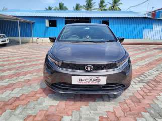 Tata Altroz XE