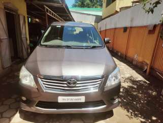 Toyota Innova 2.5 V