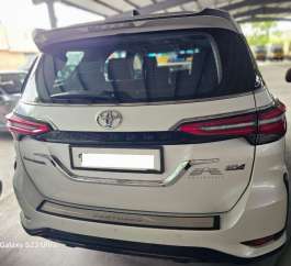 Toyota Fortuner Legender others