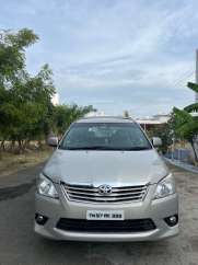 Toyota Innova 2.5 GX 8 STR BS IV