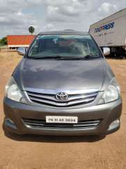 Toyota Innova 2.5 V 7 STR