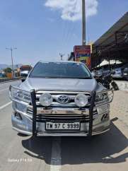 Toyota Innova Crysta 2.4 V