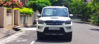 Mahindra Scorpio S11