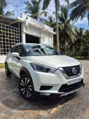 Nissan Kicks XV Premium Option