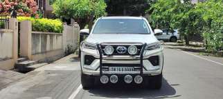 Toyota Fortuner 4X2 MT 2.8 Diesel