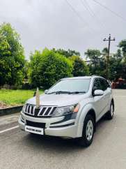 Mahindra XUV500 W6 4X2