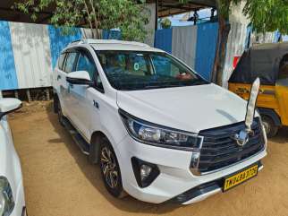 Toyota Innova Crysta 2.4 G AMT